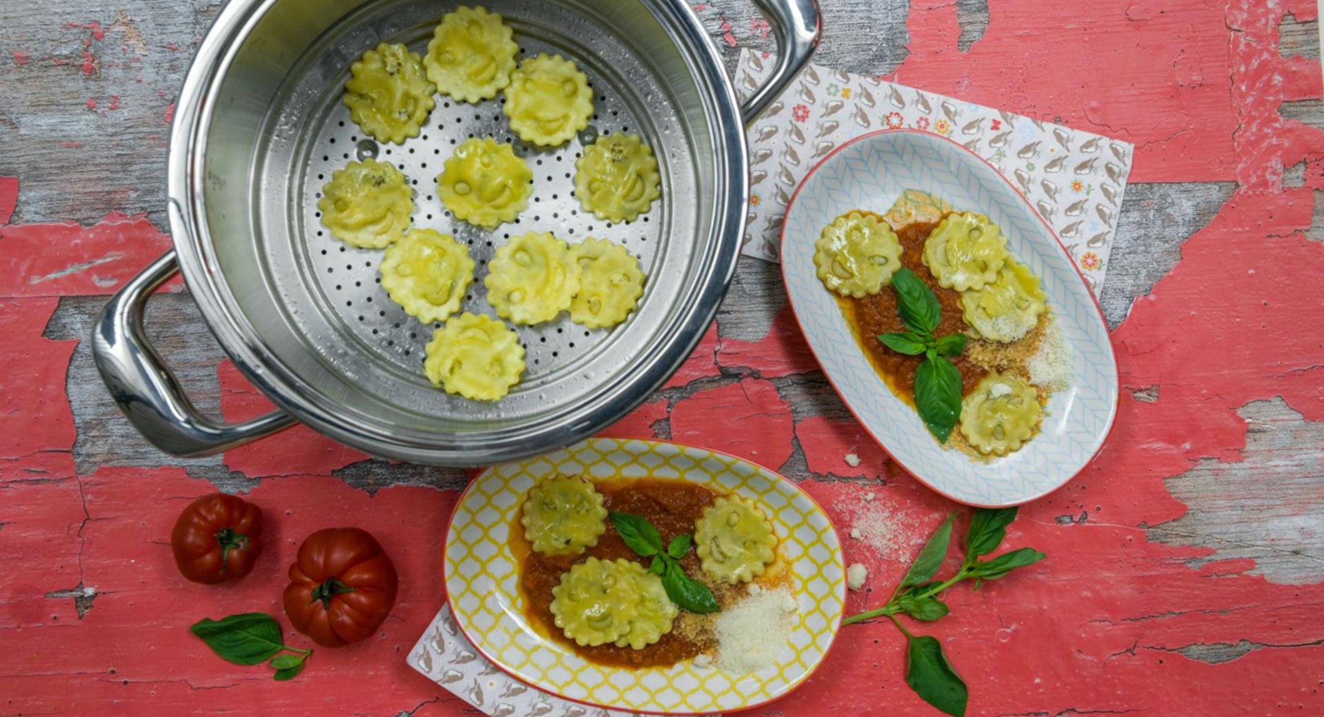 Raviolis de queso con verduras