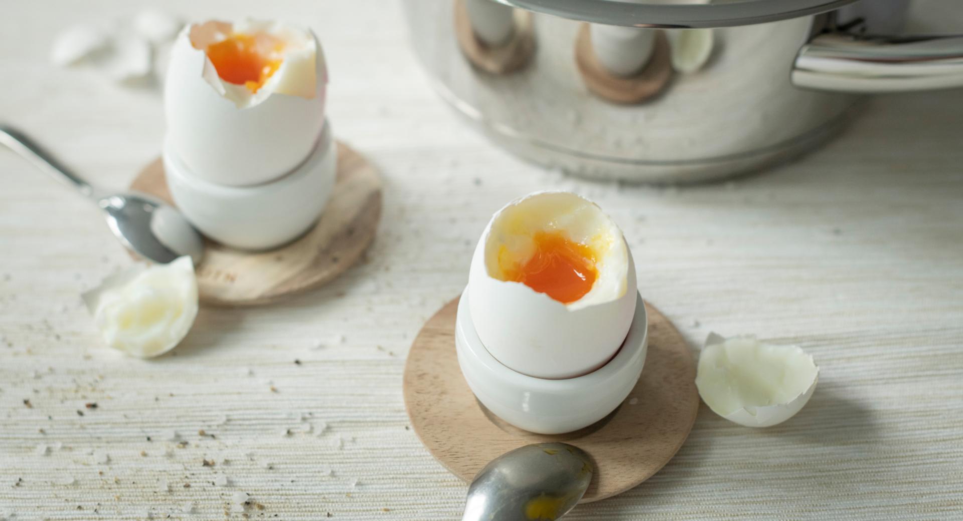 Huevos pasados por agua y huevos duros