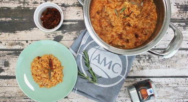 Risotto de tomate seco y romero