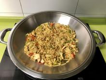 Noodles con pollo y verduras